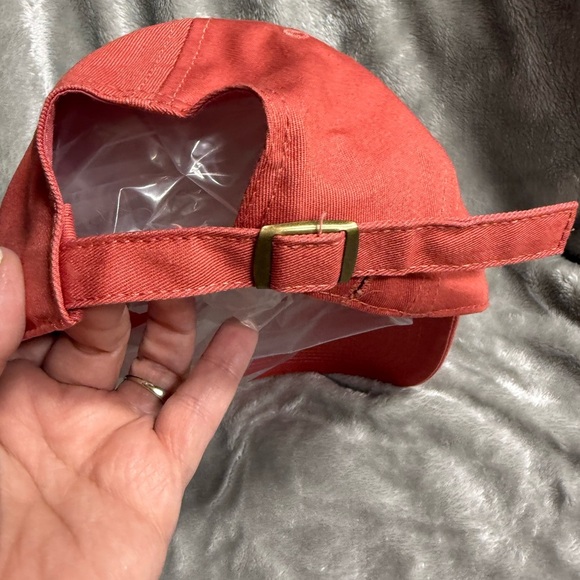 Life Is Good Basketball Jake Relaxed Fit Adjustable Strap Back OSFM Dad Hat Cap - Picture 6 of 8